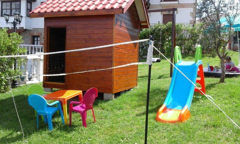 Apartamentos La Fuente De Enmedio Suances Exterior photo